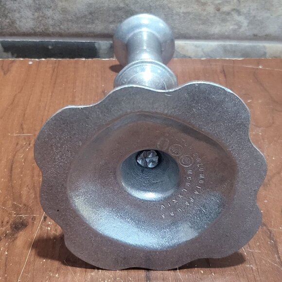 Vintage Wilton Columbia Pewter Candlestick Holder Baluster Spindle Shape Scallop - Picture 6 of 10